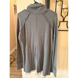 Umgee USA Womens Gray Waffle Knit Cowl Neck Frayed Fringe Hem Top Large thumbnail 6