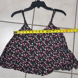 Divided by H&M Women Floral Black Top Spaghetti‎ strap size 6 thumbnail 6