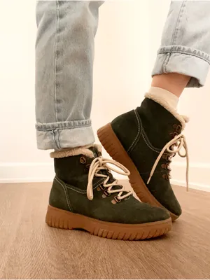 White Mountain Dark Green Leather Faux Fur Lace-Up Boots with Tan Sole thumbnail 3