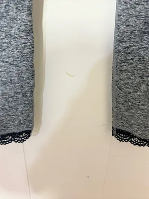 Beyond Yoga Heather Gray Black Lace Trim High Rise Leggings Size M thumbnail 4