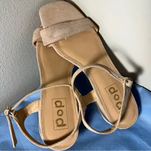 Pop Women's Tan Sandals Size 9 thumbnail 10