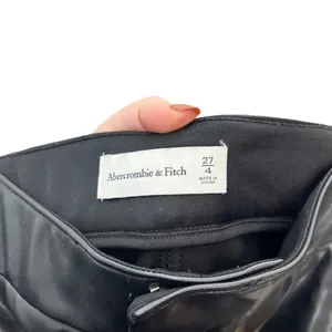 Abercrombie and Fitch Pants Flared Split Hem Vegan Leather Black Size 27 4‎ thumbnail 9