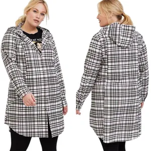 Torrid Jacket Women’s Size 2 2X Pink Plaid Flannel Hooded Anorak Snaps Spring thumbnail 2