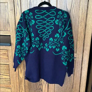 Vintage Emerald‎ Isle Shamrock Sweater Made in Ireland Medium thumbnail 5