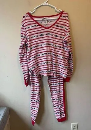 victoria’s secret pajama set thumbnail 1