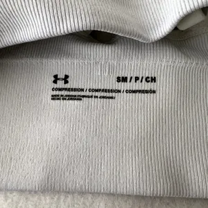 Under Armour White Criss Cross Back Sports Bra thumbnail 6