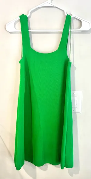 Green square neck mini dress thumbnail 1