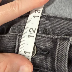 American Eagle 90s Boyfriend Jeans Womens 8 Faded Black High Rise Distressed thumbnail 11