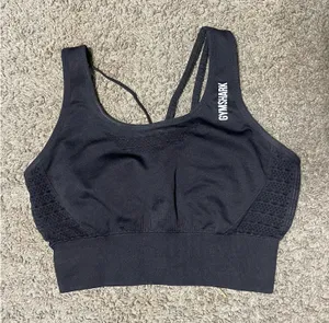 Black GYMSHARK Energy Seamless Sports Bra / Crop Top Size M, w. Medium Support thumbnail 1