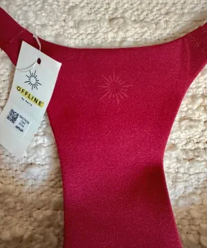 NWT OFFLINE by Aerie Real Me Racerback Sports Bra Tank Size XS Burgundy thumbnail 3