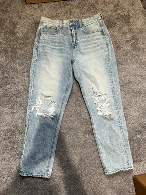 American Eagle Mom Jeans thumbnail 1