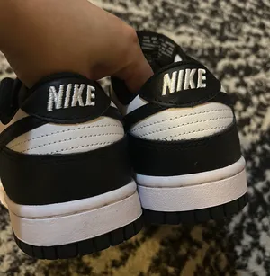 Nike Dunk Low Retro Basketball Women's Shoes size 8 thumbnail 8