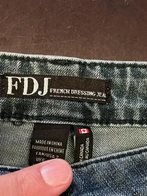 FDJ French Dressing Olivia Bootcut Jeans Womens 2 Medium Wash Pleated Hem Denim thumbnail 8