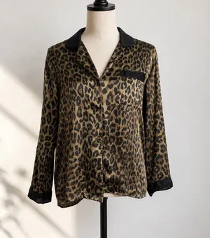 Jones New York Silky Leopard Pajama Top Small Button Front Animal Print thumbnail 1