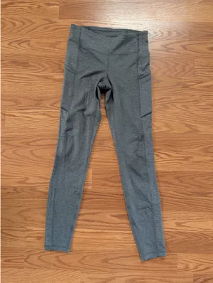 Lululemon Gray Leggings Pants Size 6 thumbnail 3