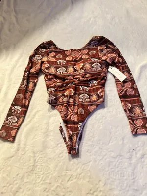 Phax Swim Women's Size Medium Twist Front Long Sleeve One Piece Warm Brown NEW thumbnail 6
