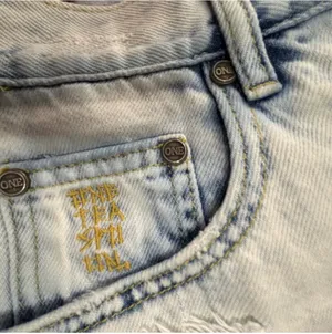 One Teaspoon Denim Shorts High-Waisted thumbnail 5