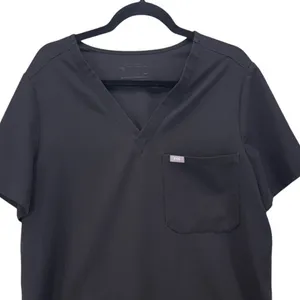 Figs Technical Collection Black V-Neck Scrub Top FW1000 Womens Size XL thumbnail 3
