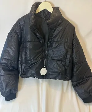 Black Cropped Puffer Jacket thumbnail 1
