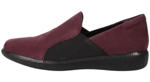 Munro Clay Slip On Sneaker Size 6 M Burgundy Leather Cushioned Shoes Loafer thumbnail 1