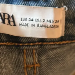 Zara blue straight denim jeans thumbnail 7