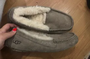 UGG Slip-On Women’s thumbnail 1