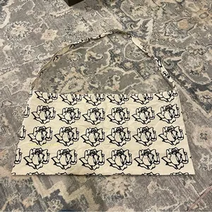 Floral Freda Salvador Patterned Shoulder Bag Black thumbnail 1