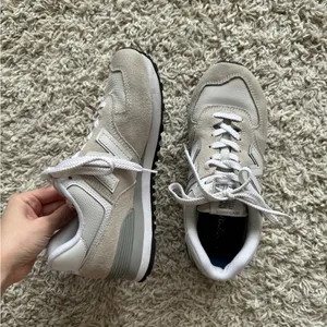 New Balance 574 Sneakers 7.5 thumbnail 8