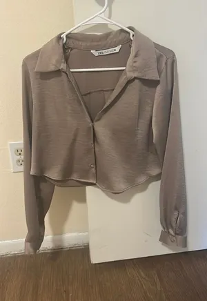 ZARA Crop Top thumbnail 1