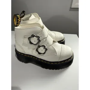 Dr. Martens Women's Devon Flower Leather Platform Boots -‎ White Milled Sz 5 thumbnail 10