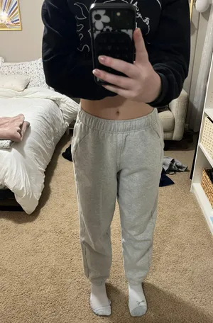 Lululemon Scuba Mid-rise Oversized Joggers thumbnail 7