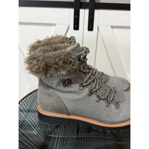 Report Women’s Size 10 Grey Combat Hiking Boots Faux Fur Collar Rhinestone Studs thumbnail 7