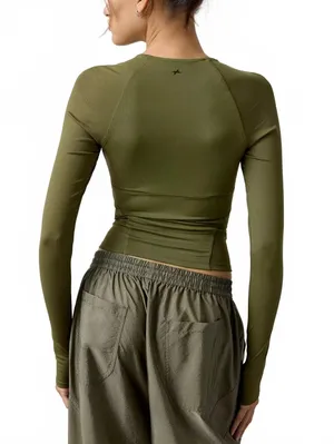 UO Out From Under FuseForm Quarter Zip Top Urban Outfitters Green Medium thumbnail 2