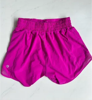 Lululemon Hotty Hot Shorts 4" High-Rise thumbnail 3