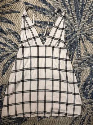 Urban Outfitters White and Black Plaid V-Neck Women's Dress thumbnail 1