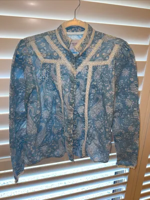 The Shirt by Rochelle Behrens Light Blue Paisley Blouse with Cream Trim thumbnail 2