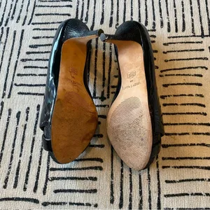 White House Black Market Patent Snakeskin Peep Toe Heels 9M thumbnail 6