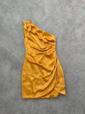 Elliatt Dress thumbnail 2