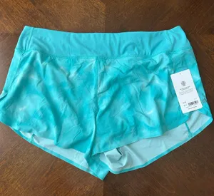 Athleta Run With It 3.5" Shorts Green XL thumbnail 1
