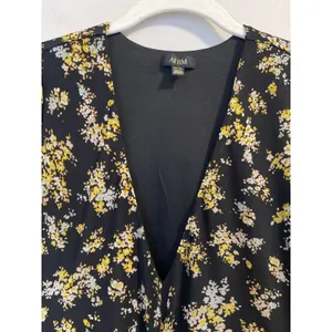 AFRM Tezza Black & Yellow Floral Ruched Mesh Midi Long Sleeves Dress Womens XS thumbnail 4
