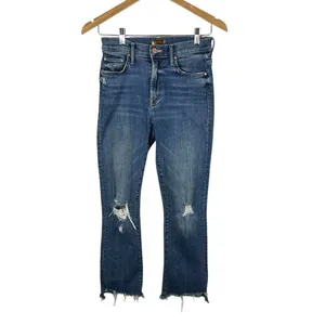 Mother The Insider Crop Step Chew Distressed Denim Jeans in Dancing‎ on Coals 24 thumbnail 2