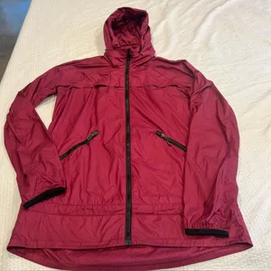 Lululemon burgundy windbreaker jacket 4 women thumbnail 1