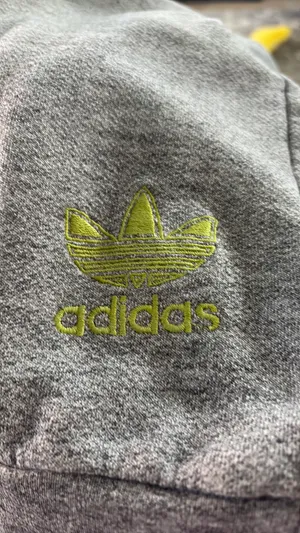 Adidas size medium grey crewneck sweatshirt  thumbnail 7
