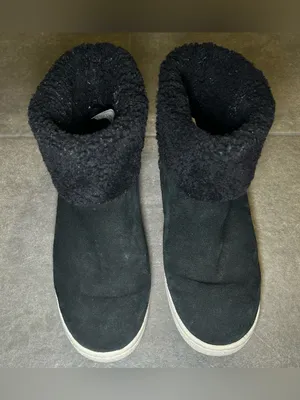 UGG Mika Black Suede Slip On Winter Cuffed Sneaker Snow Boots Womens Shoe Size 8 thumbnail 4