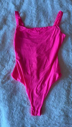 Hot Pink SKIMS Bodysuit thumbnail 1