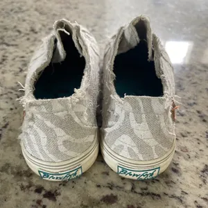 Blowfish Malibu Marley Sneaker Women 8 Gray Zebra Distressed Canvas Slip On Boho thumbnail 5