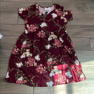 Elegant Floral Dress in Burgundy thumbnail 1