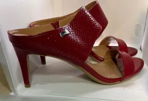Calvin Klein New women's shoes red. Size 8.$40. thumbnail 1