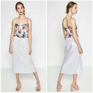 Zara Trafaluc Tropical Floral Silver Metallic Pleated Midi Dress Medium‎ Summer thumbnail 2