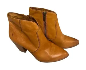 Frye ankle boot lighter brown sz 5.5 thumbnail 1